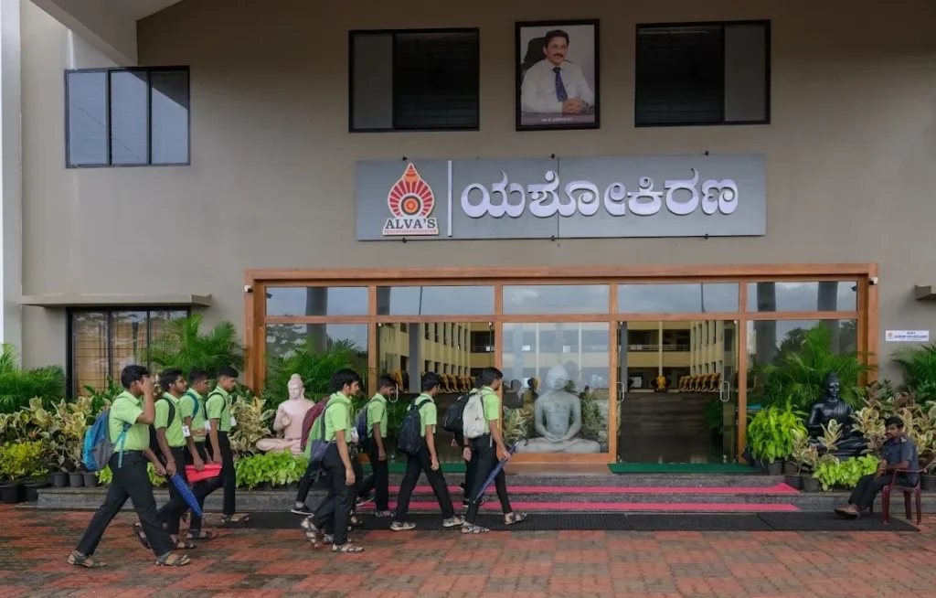 ALVAS-TOP-AND-BEST-NEET-ACADEMY-MOODUBIDIRE-MANGALORE